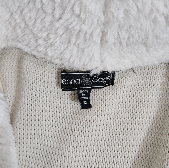 Off White Sweater Jacket - Picture 3 of 5